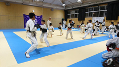 日本拳法拳親会本部道場 (Nippon Kempo Kenshin-kai) 日本拳法拳親会本部道場 (Nippon Kempo Kenshin-kai)